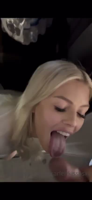 Blonde slut takes a load in the parking lot : video clip