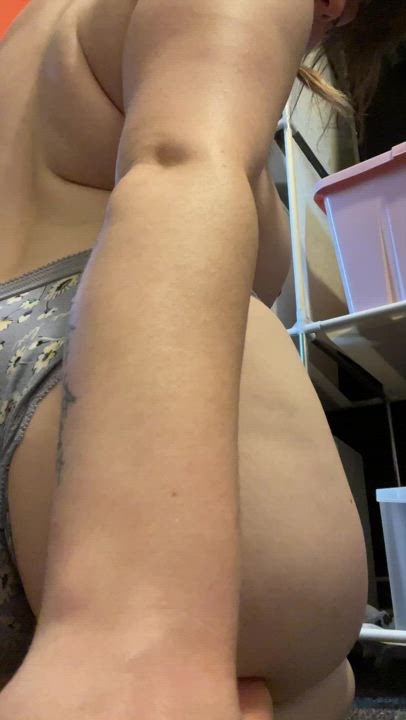 First post here - would you fuck my ass? 😛 : video clip