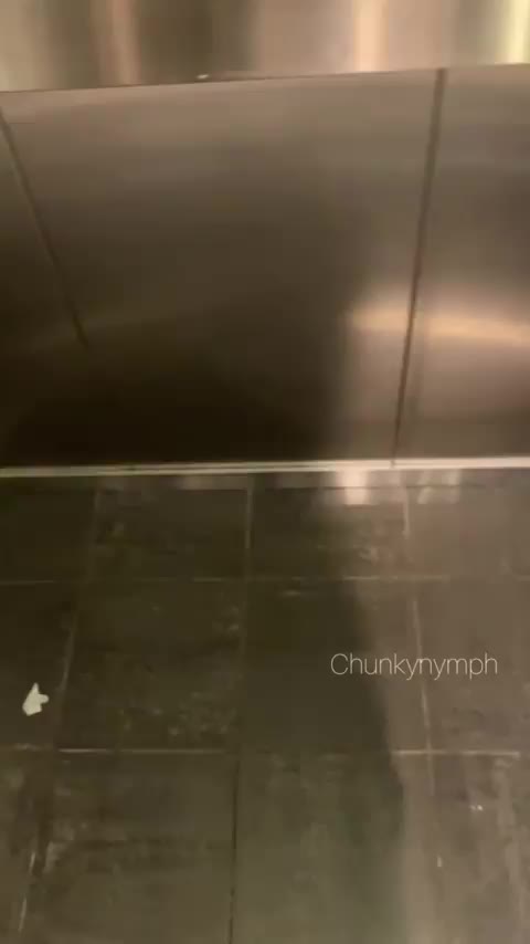 Flashing in an elevator for you : video clip