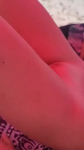 Just because it's a day at the beach doesn't mean I can slack. Gotta keep my booty movin'. : video clip