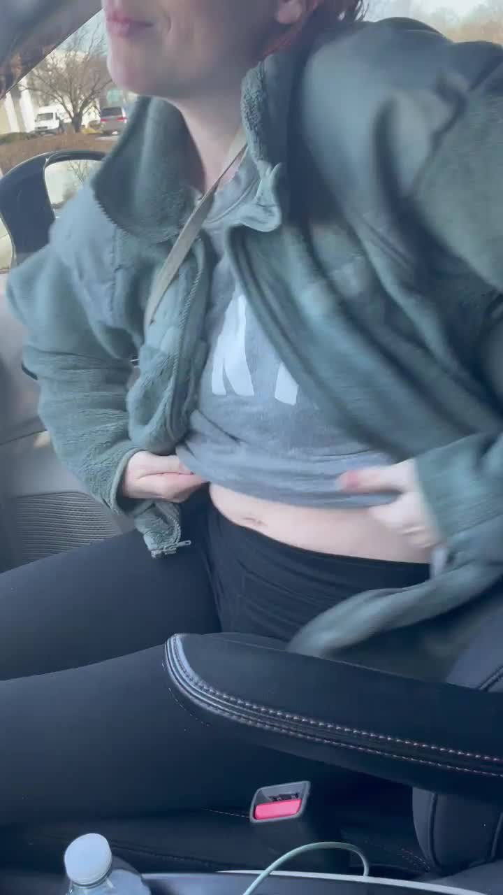 Quick flash after the gym [gif] : video clip
