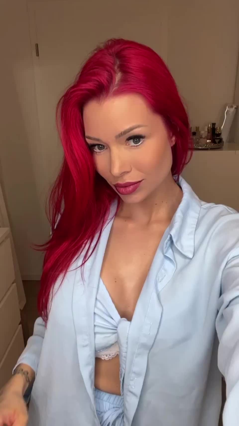 Busty redheads are wild I heared : video clip