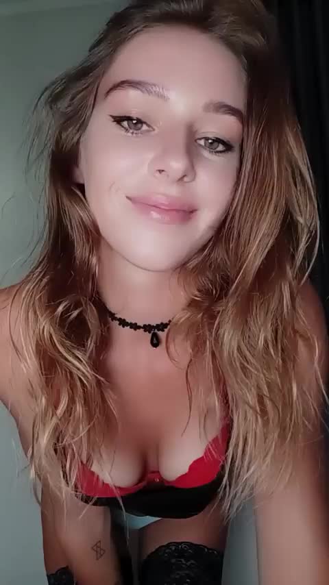 Wanna try me out? : video clip