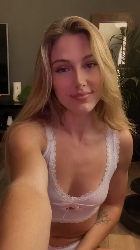 If you were my stepdad I’d send you these daily : video clip