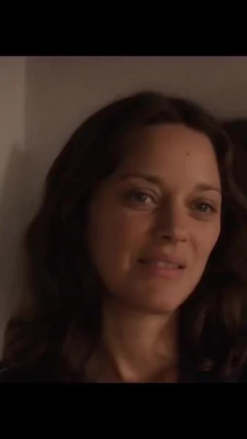 Marion Cotillard full frontal : video clip