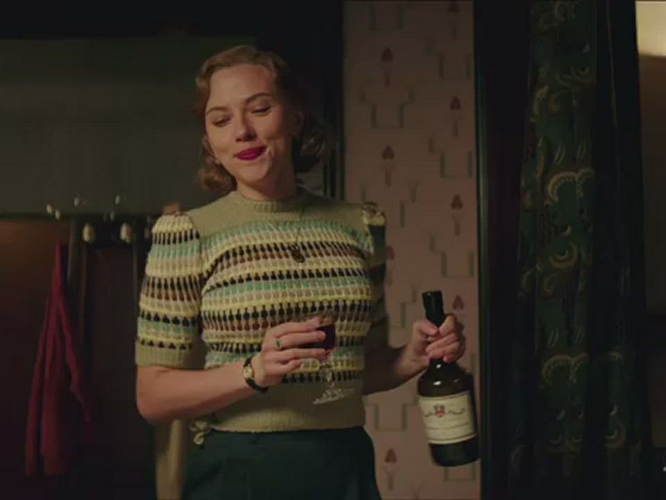 Tipsy MILF next door Scarlett Johansson invites you over for dinner and hits you with “oh, my husband couldn’t make it home in time.” : video clip