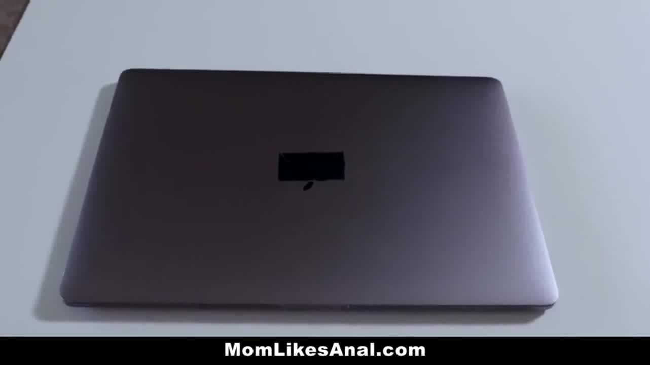 Teacher Can Give 'A' Grade if The Student Satisfies Her Anal Cravings : video clip