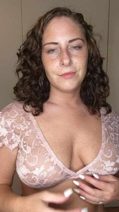 Evening titty drop natural 32 DD : video clip