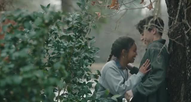 Natalia Dyer getting off on watching some dick being sucked : video clip