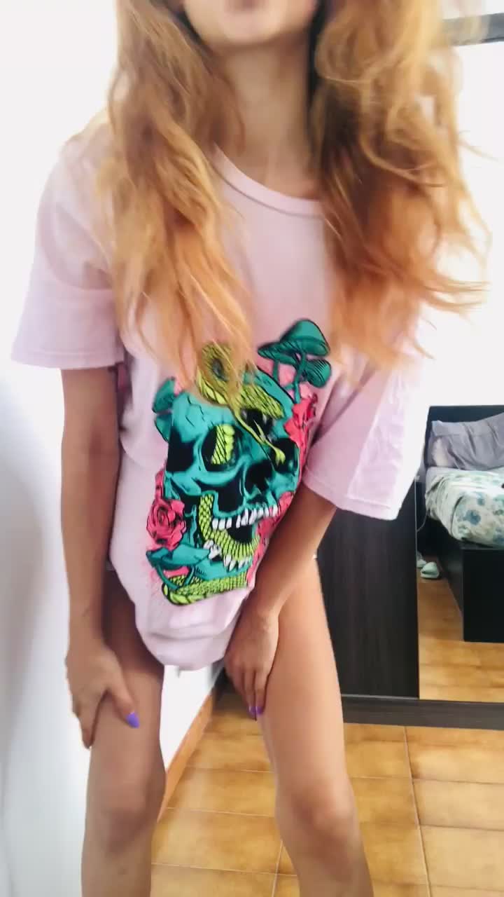 When you’re late to meet friends because you were masturbating 🙈 : video clip