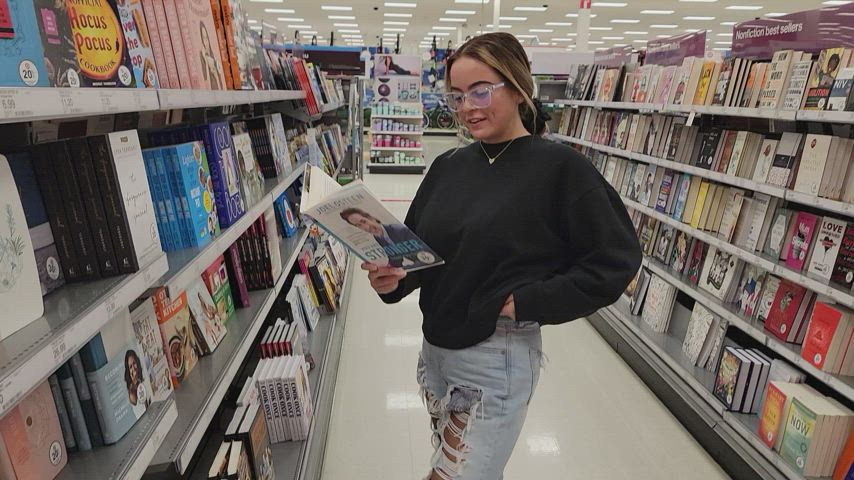hold them while I find a new book? : video clip