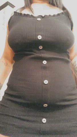 I’m so ready to play after a night out. : video clip