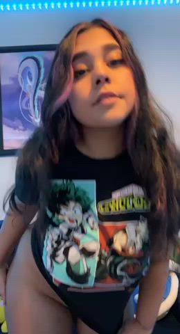 Would you fuck a young Venezuelan girl like me? : video clip