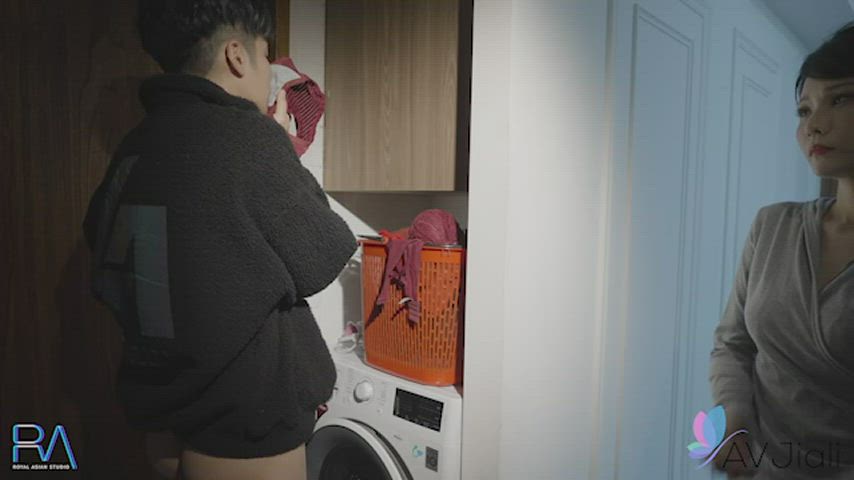 Panty Sniffing Son Gets Caught By Stepmom Fairy Ai : video clip
