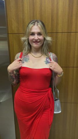 Got a little tipsy in the elevator and this happened... [gif] : video clip