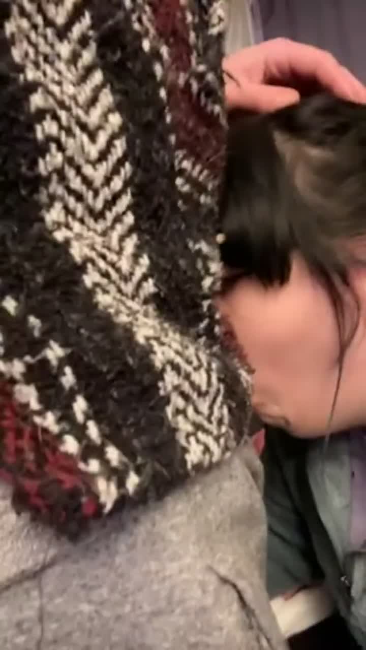 My bull loves to throat fuck me : video clip