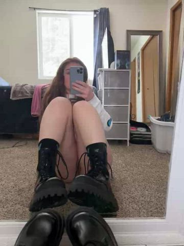 I hope my mom pussy is pleasing : video clip