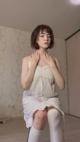 I love it when men look at me : video clip