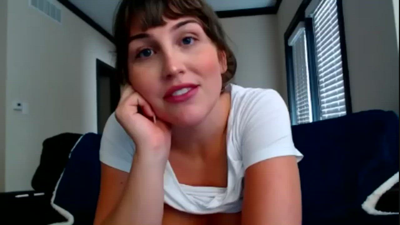 All that juicy white booty : video clip
