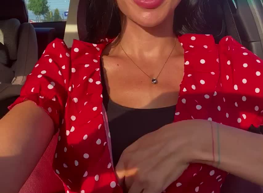 Road trips are fun with me : video clip