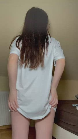 Who would have fun with my teen booty🙈 : video clip