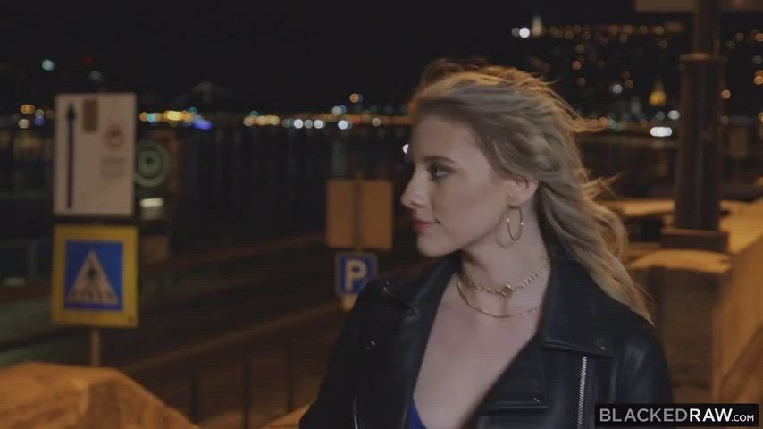 Melody Marks - Sightseeing : video clip