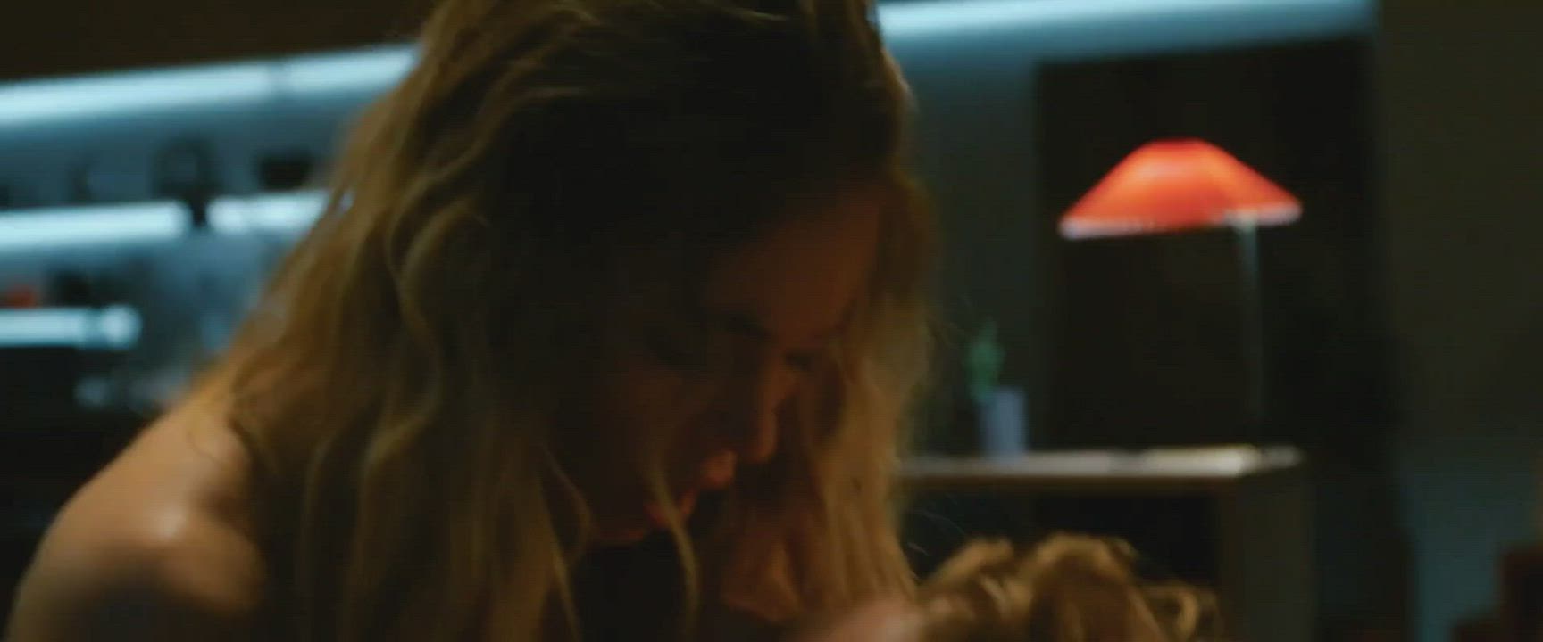 Sydney sweeney riding in cowgirl position : video clip