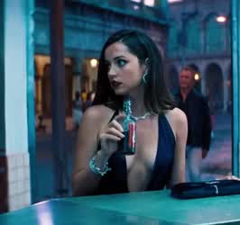 I need more Ana de Armas as Paloma in my life. 🥵 : video clip