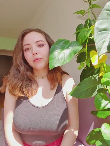I hope you're a fan of DDs : video clip