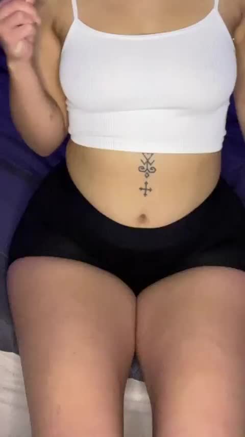 I love to lick and suck : video clip