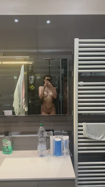 I’m a newbie here. Would you interact and welcome me? 🥰 : video clip