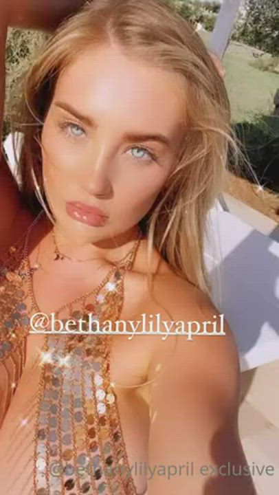 B3th lily nud3s collection link in comments : video clip