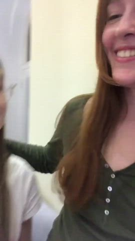 She wanted some love as well : video clip