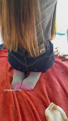 A cute ass ready to be touched : video clip