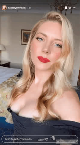 I hope someone ripped this dress off birthday girl Katheryn Winnick : video clip
