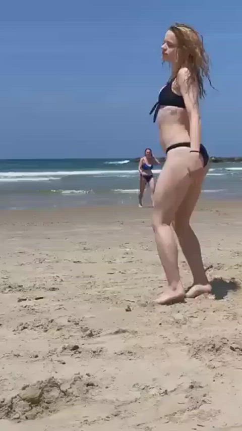 Joey king : video clip