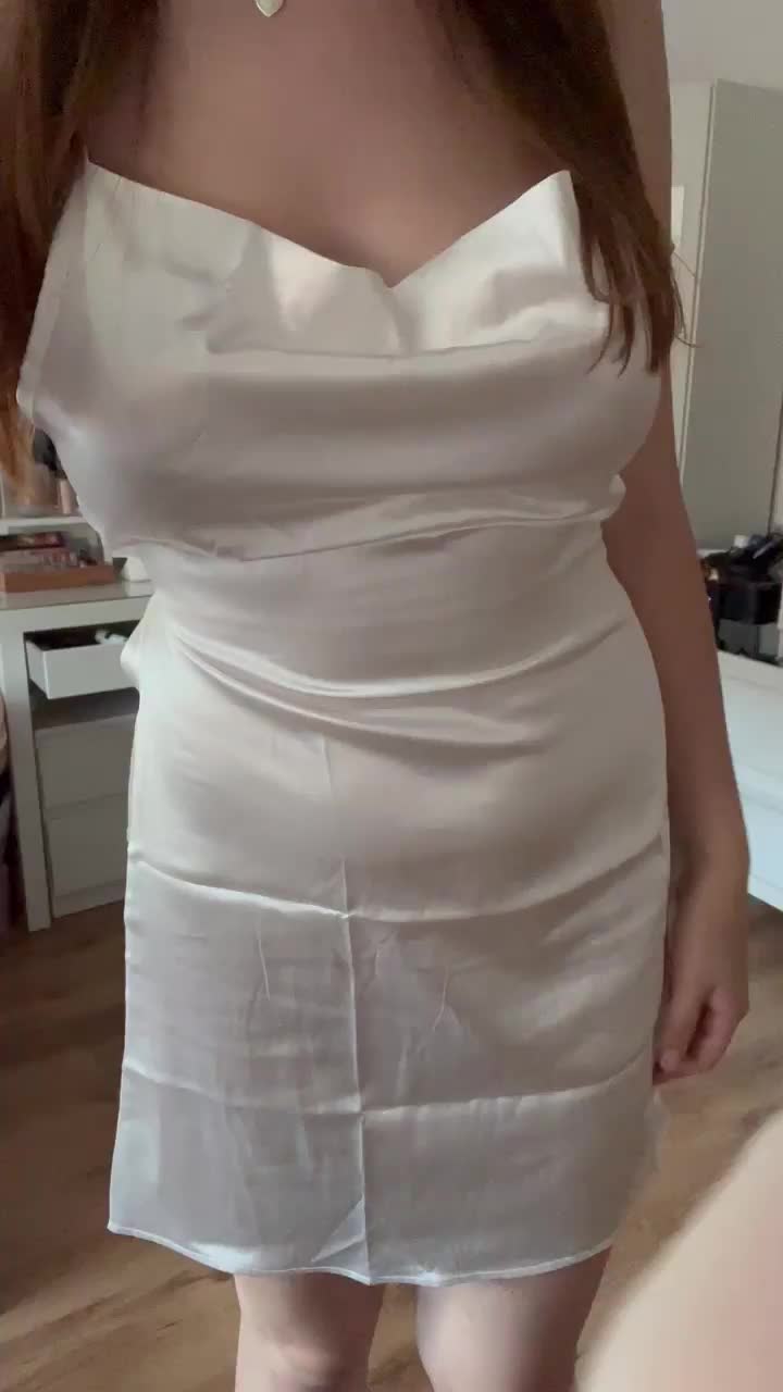 No caption. Just some boobs for my favorite community:) : video clip