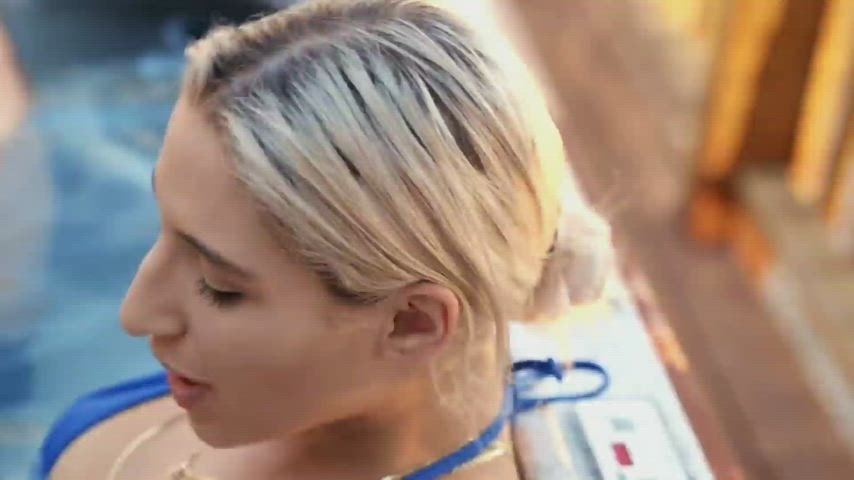 Abella's Dangerous Quickie : video clip