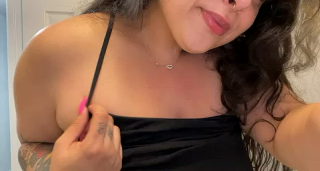 The way my nipples kept getting harder by the frame 🙈 : video clip