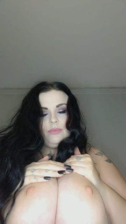 Big enough to slide your cock between? : video clip