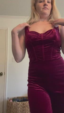 From clothed to asshole in less than 30 seconds : video clip