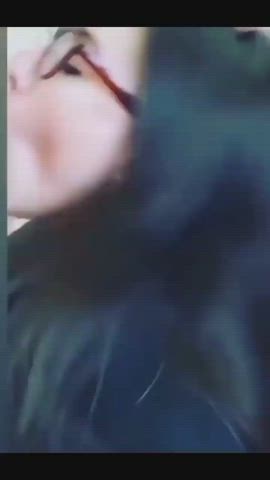 sauce please? : video clip