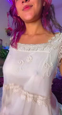 Do you like how my tits bounce daddy? : video clip