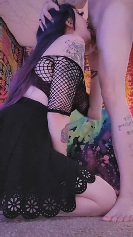 On my knees for you nose deep : video clip