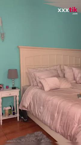 Big enough???! : video clip