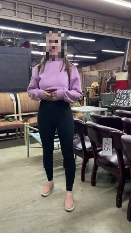 Salesman said I could get something off this way : video clip