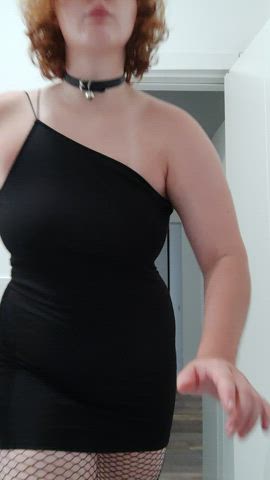 I think this dress really makes my tits look big : video clip
