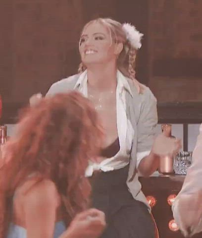 Tit fucking Kate Upton would be a lot of fun : video clip