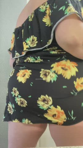 Fresh out the shower and spreading my cheeks for you : video clip