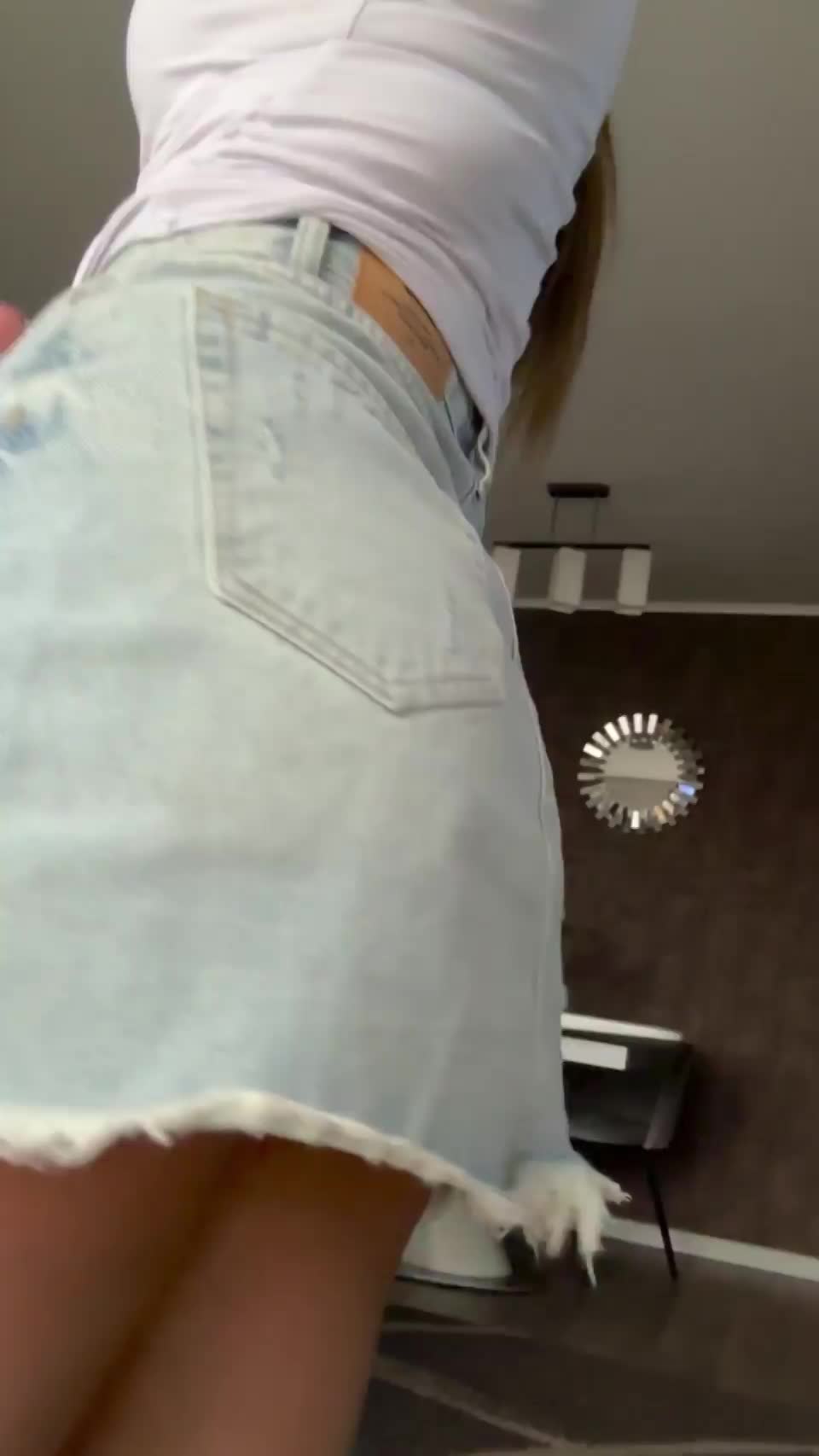 I love showing my tight holes : video clip